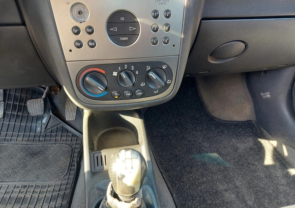 Opel Corsa cena 2950 przebieg: 264000, rok produkcji 2002 z Brzeziny małe 137